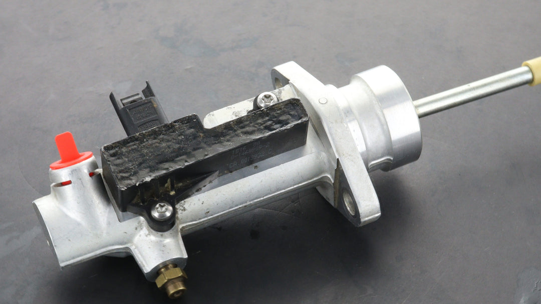 BMW E46 CLUTCH SLAVE CYLINDER 21547507022 750722 - Image 3
