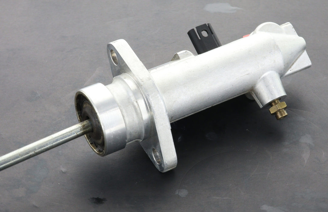 BMW E46 CLUTCH SLAVE CYLINDER 21547507022 750722 - Image 7