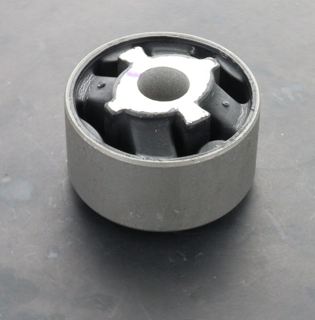 FERRARI F1 DCT TRANSMISSION MOUNT 301376 - Image 3