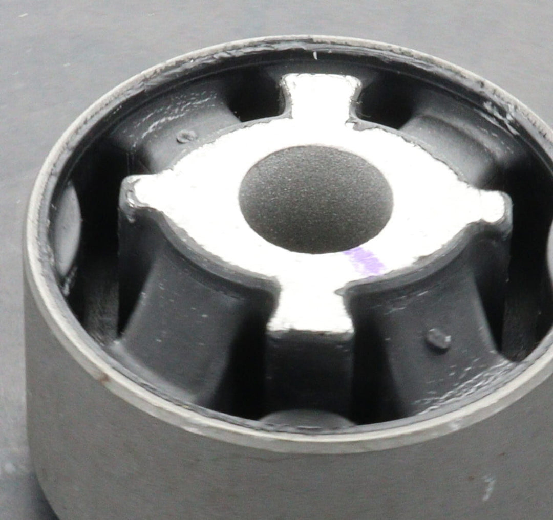 FERRARI F1 DCT TRANSMISSION MOUNT 301376 - Image 5