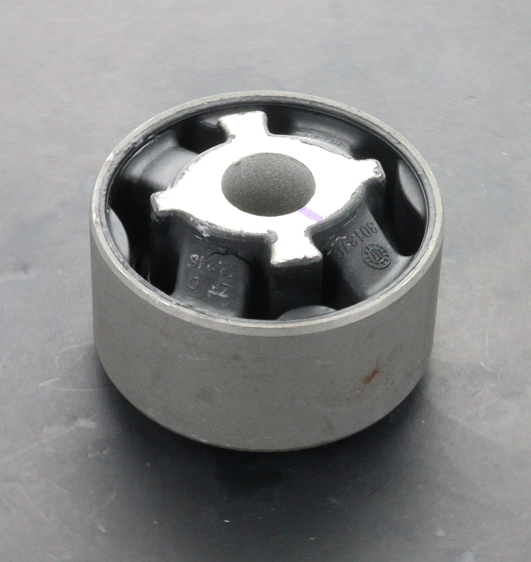 FERRARI F1 DCT TRANSMISSION MOUNT 320314