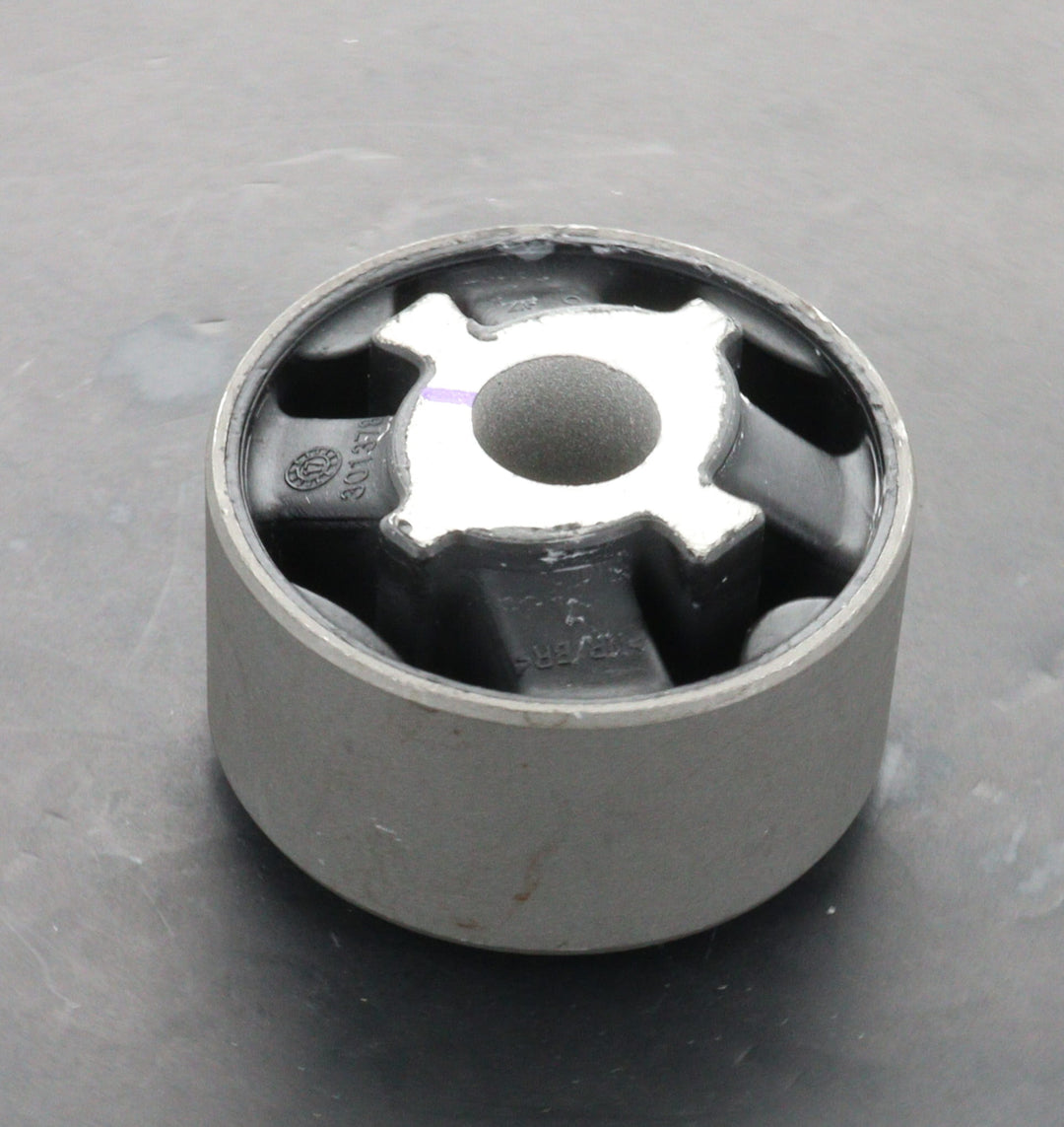 FERRARI F1 DCT TRANSMISSION MOUNT 320314 - Image 3