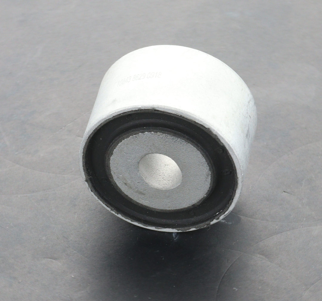 BMW E36 M3 DIFFERENTIAL MOUNT REAR 33171134872