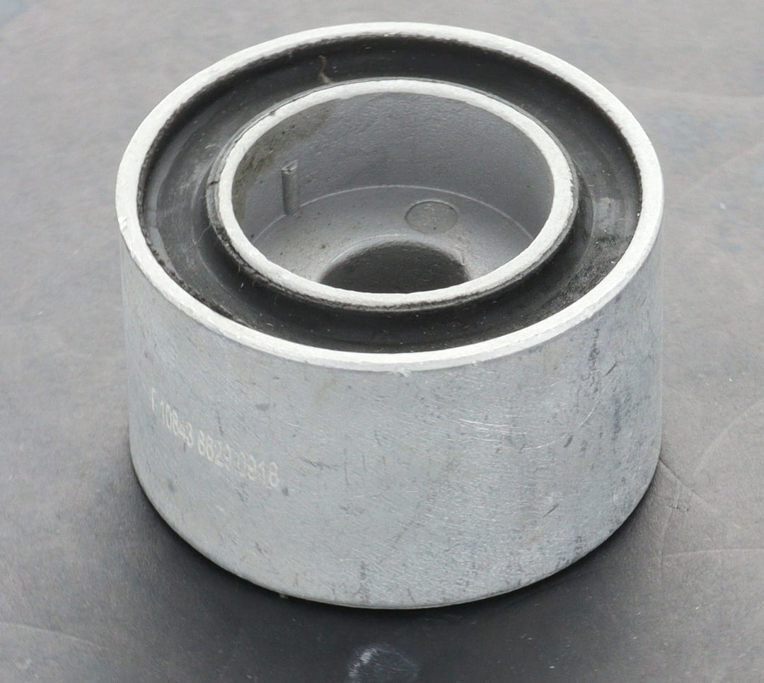 BMW E36 M3 DIFFERENTIAL MOUNT REAR 33171134872 - Image 5